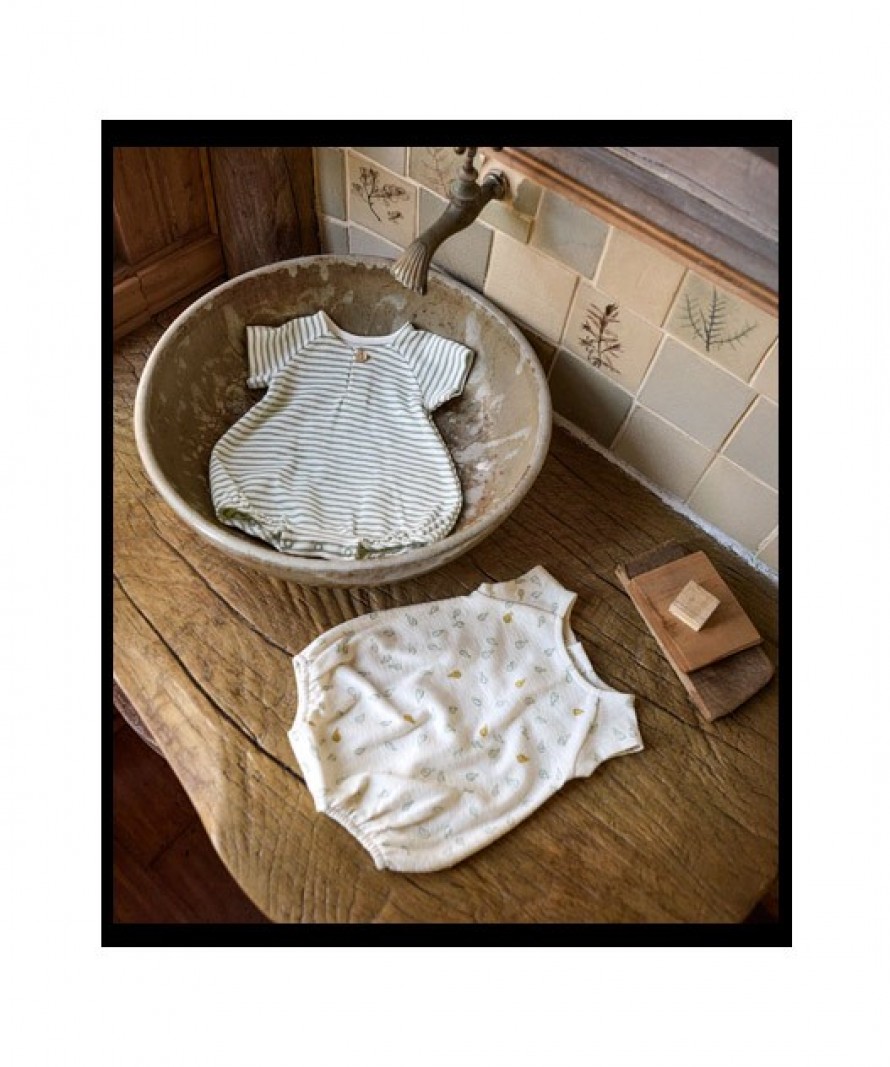 Combinaison raye en coton biologique