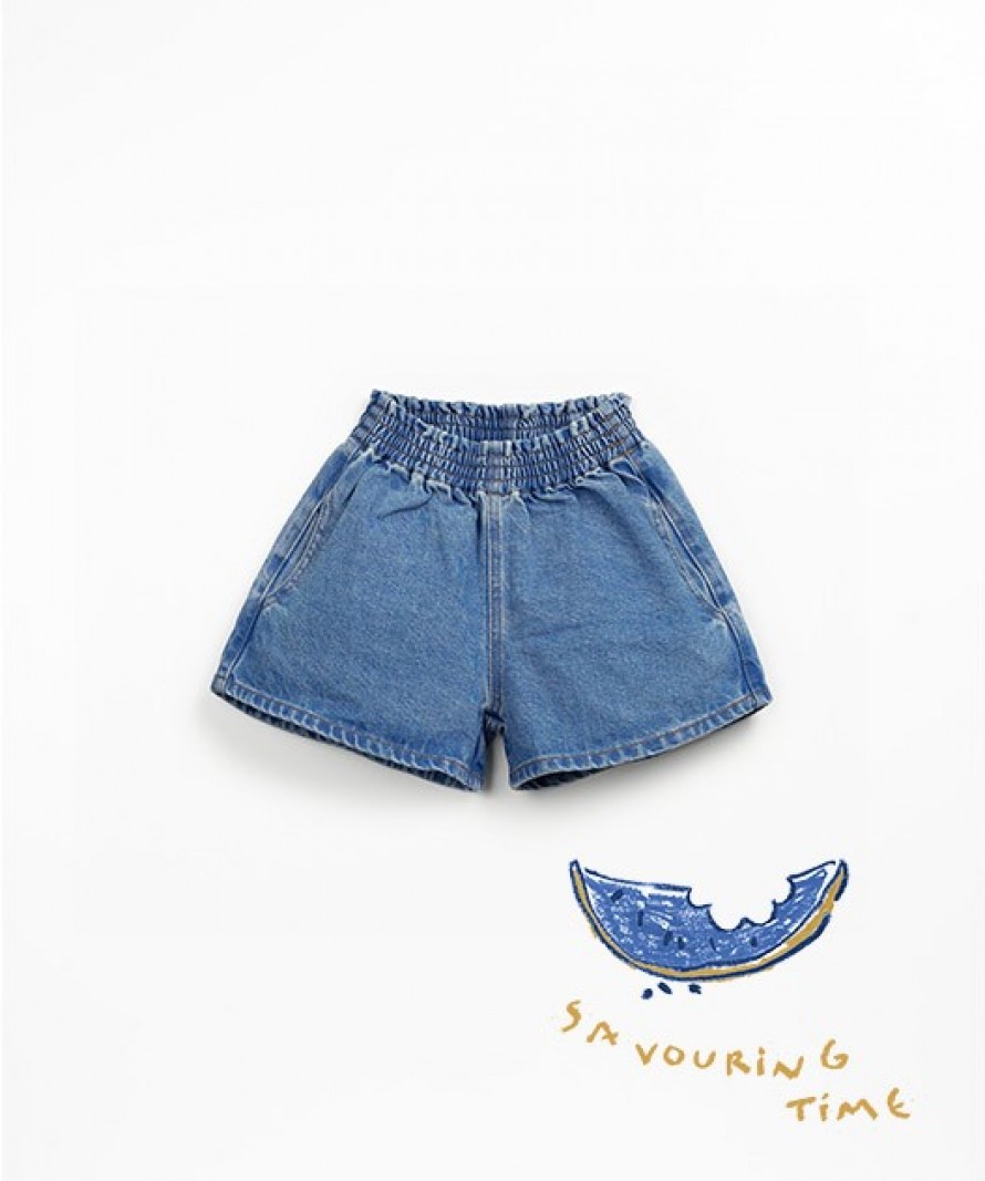 Denim shorts in organic cotton with pockets