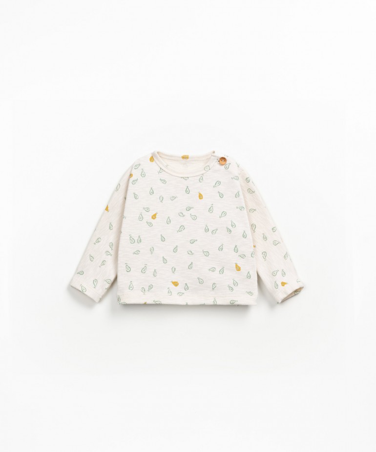 Knitted sweater with leaf print in organic cotton
