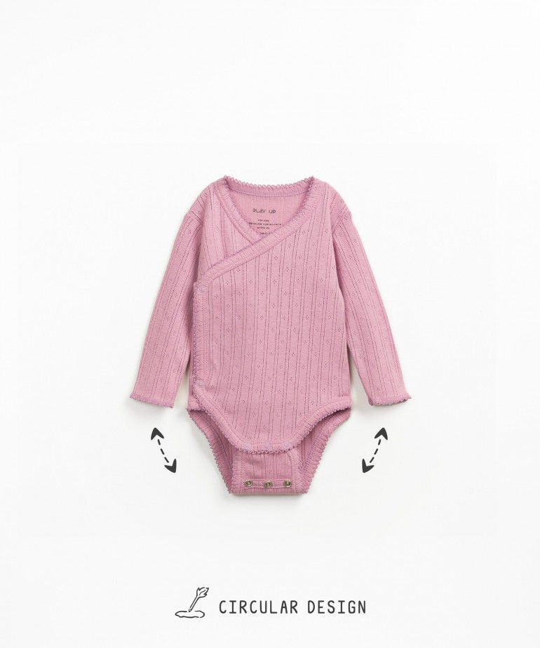 Body com abertura em trespasse