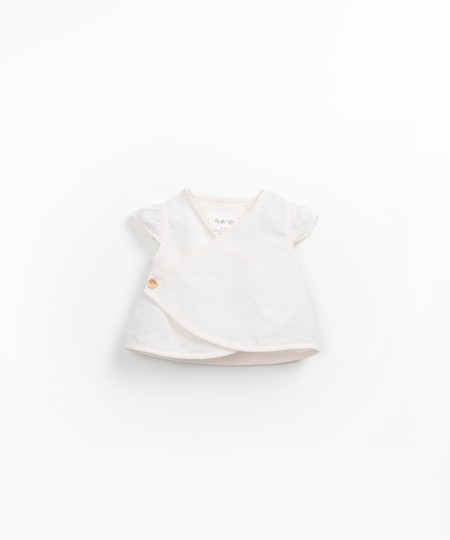 Linen and organic cotton fabric blouse