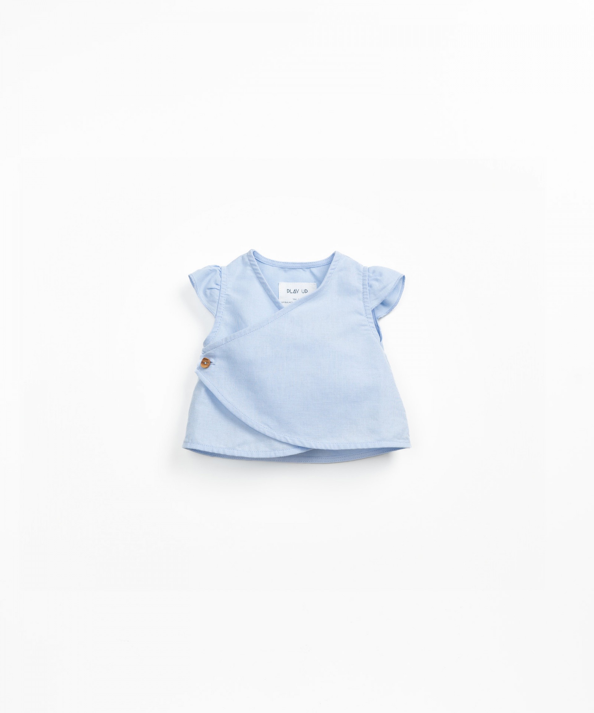 Blusa com trespasse
