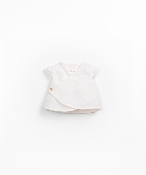 Linen and organic cotton fabric blouse