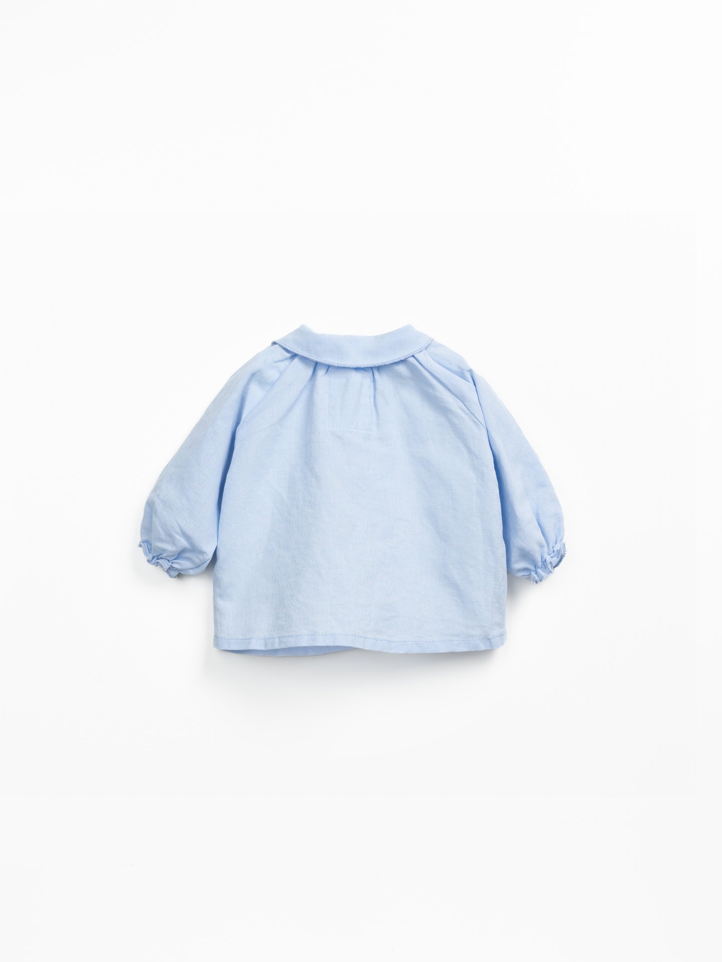 Blusa in lino e cotone biologico con bottoni in cocco