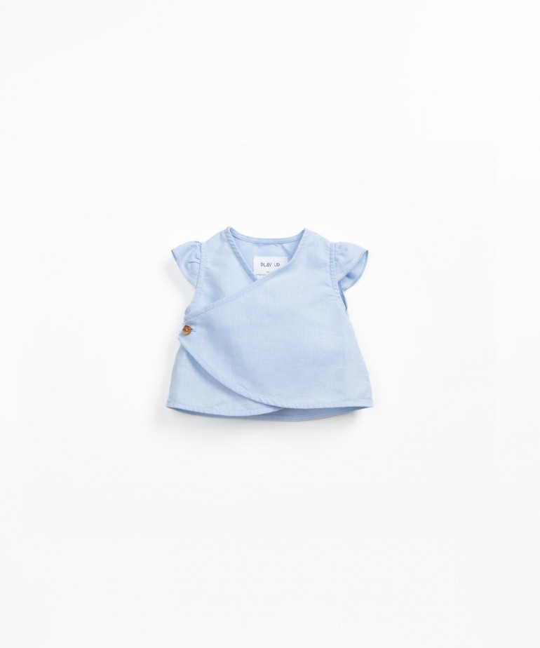 Linen and organic cotton fabric blouse