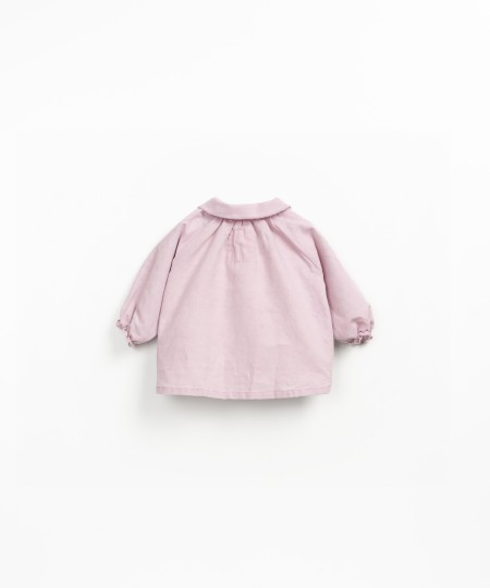 Blusa de tejido en lino y algodón orgánico con botones de coco