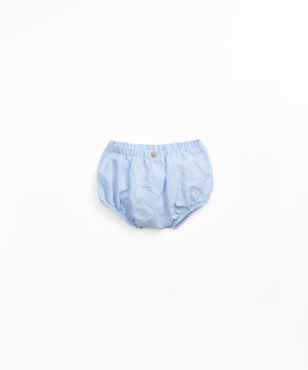 Fabric shorts with linen and organic cotton