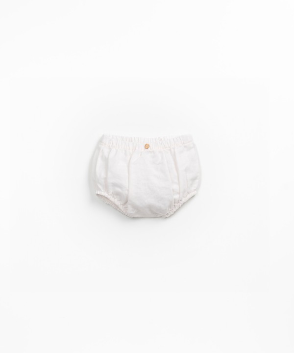 Fabric shorts with linen and organic cotton