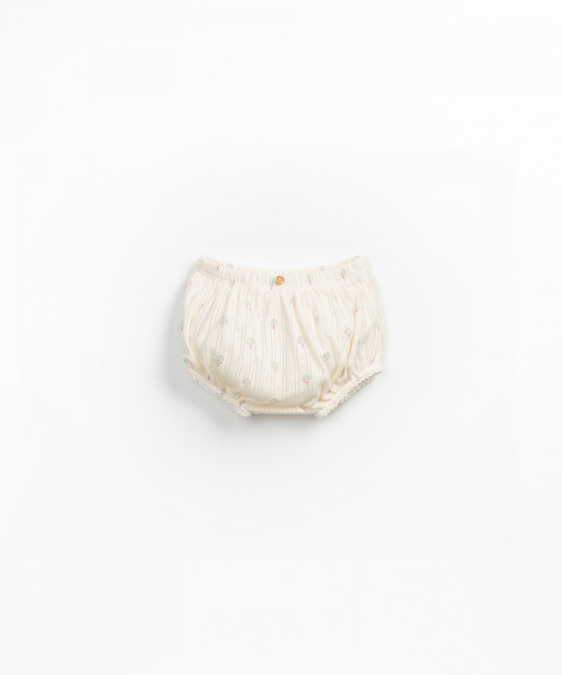 Calo com boto de coco decorativo