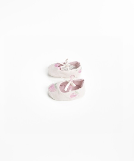 Fabric shoes with strawberry print