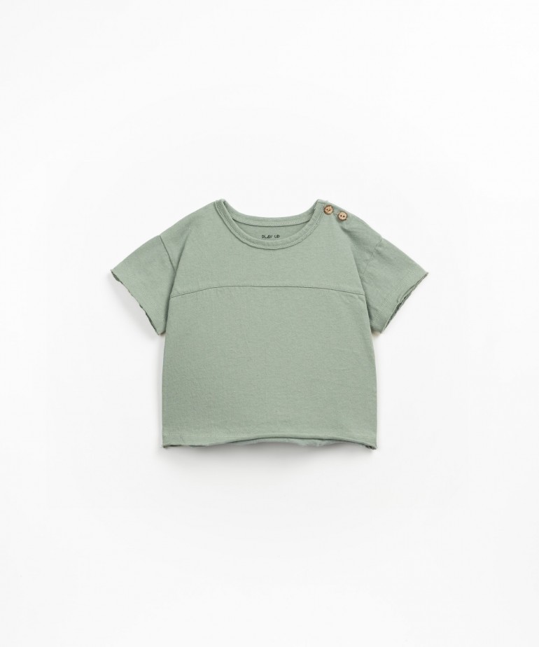 T-shirt de algodo orgnico e algodo reciclado