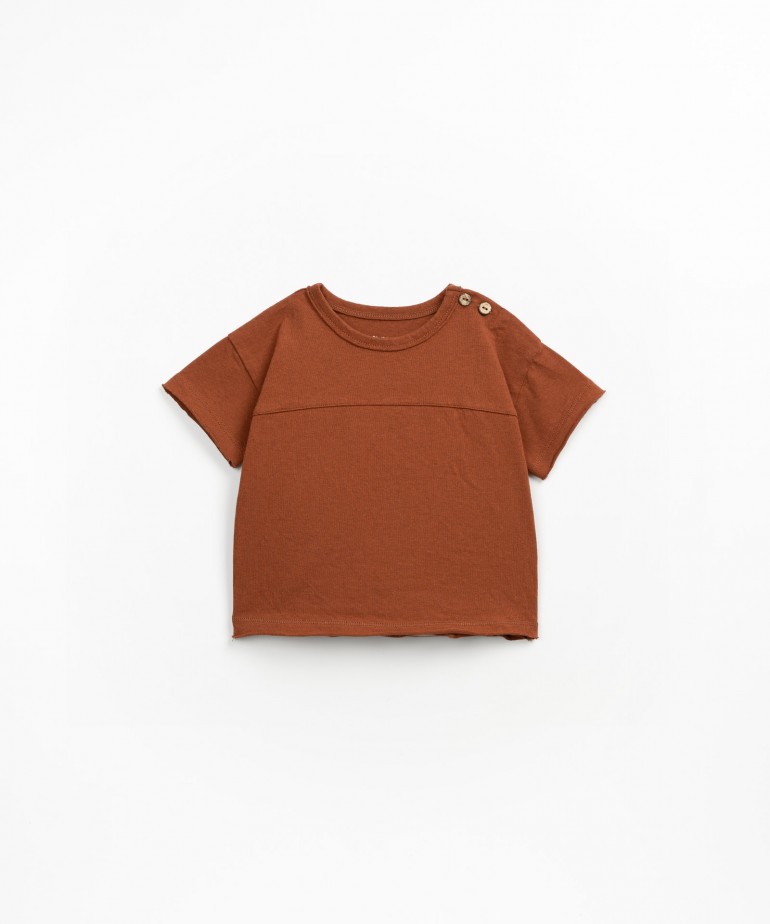T-shirt de algodo orgnico e algodo reciclado