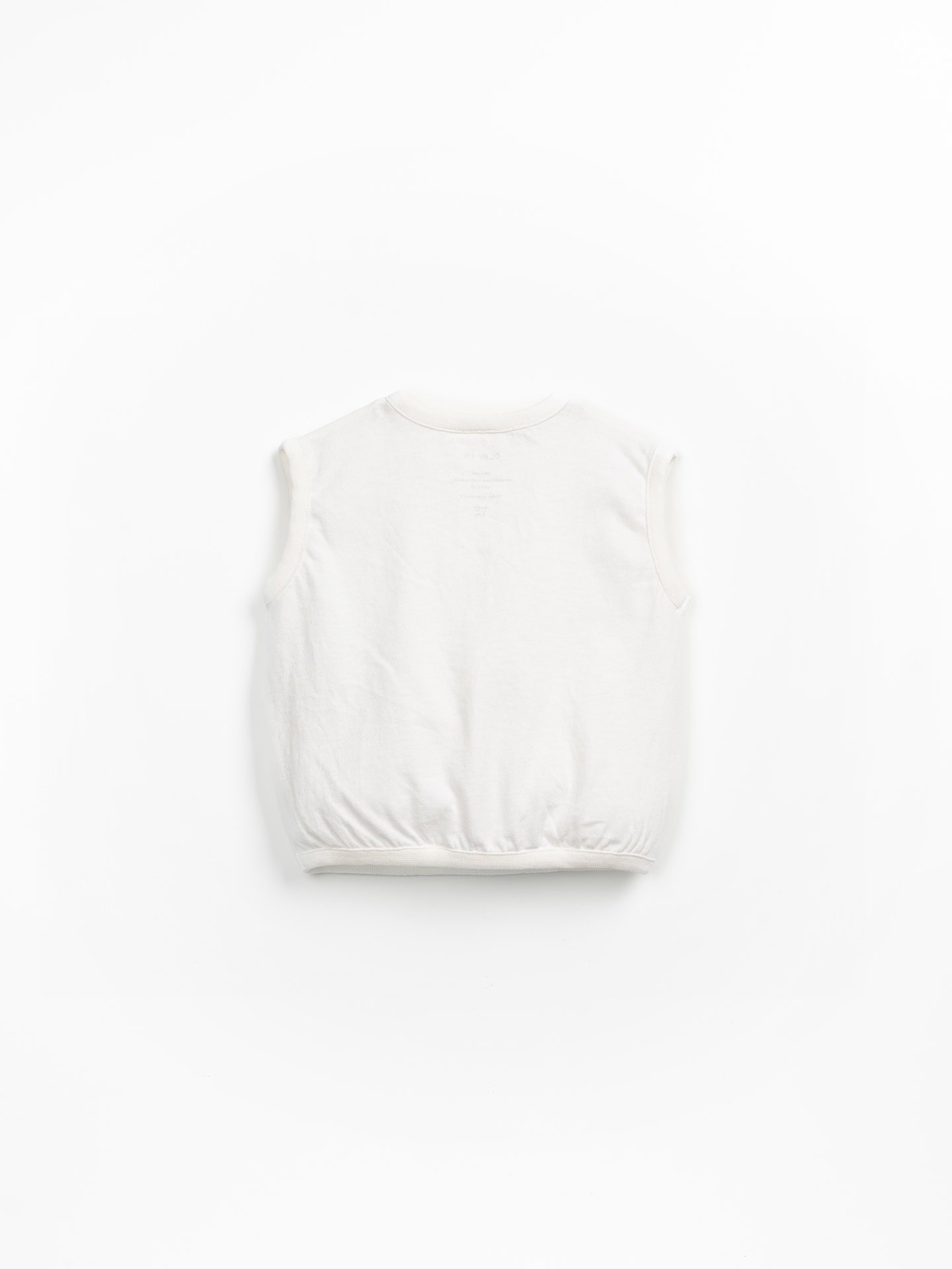 Sleeveless t-shirt in organic cotton and recycled cotton