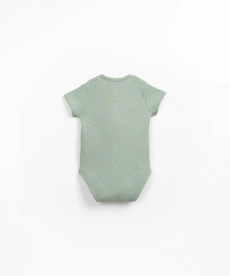 Body em algodo orgnico com nervuras