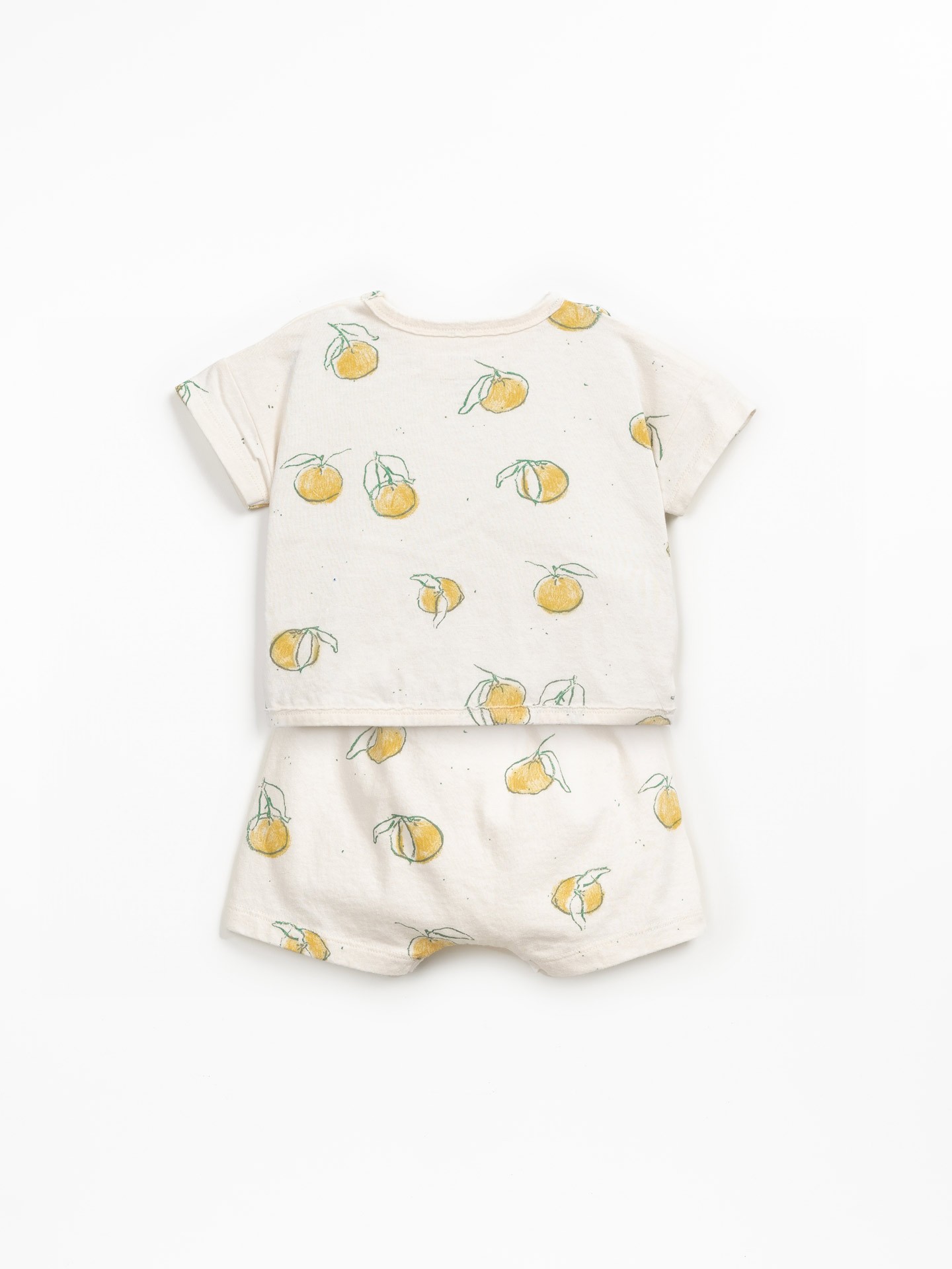 Pijama con estampado de naranjas