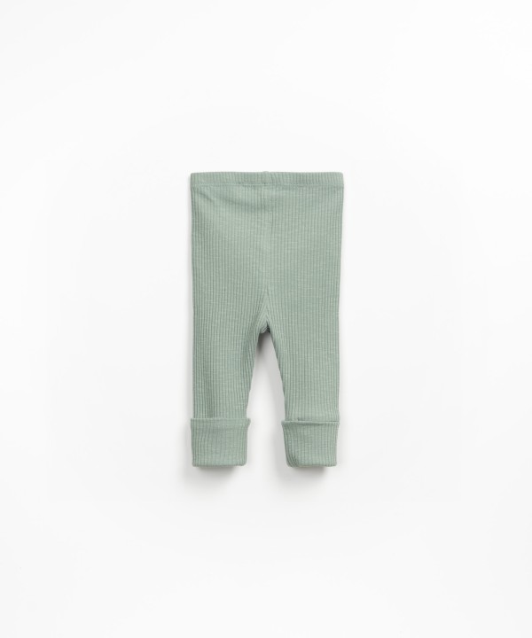 Ribbed knit leggings