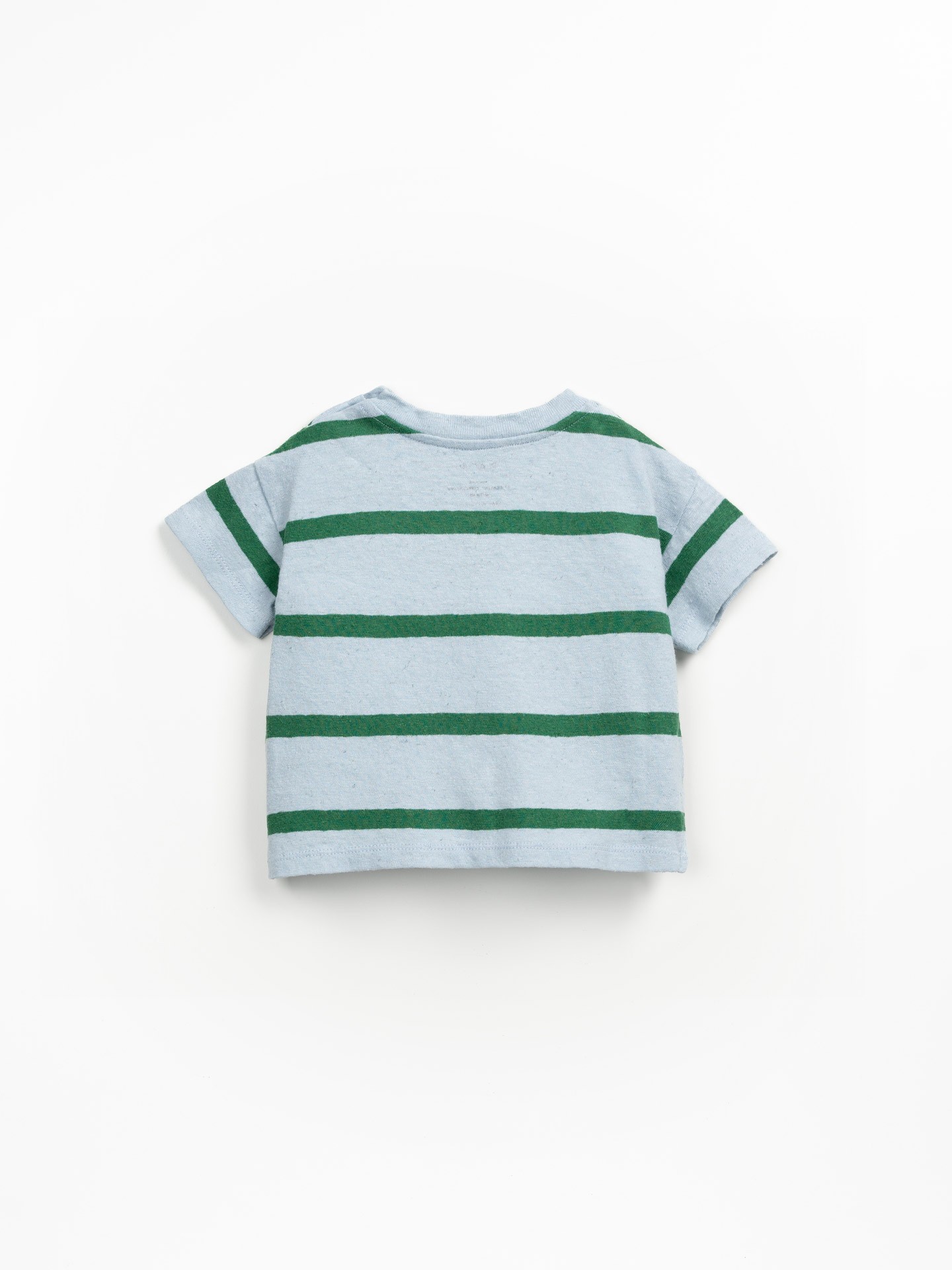 Camiseta con estampado de rayas