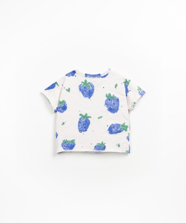 T-shirt in cotone biologico con stampa di fragole