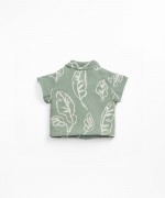 Camisa em algodo orgnico com estampado de folhas