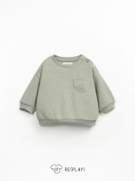 Sweatshirt with chest pocket