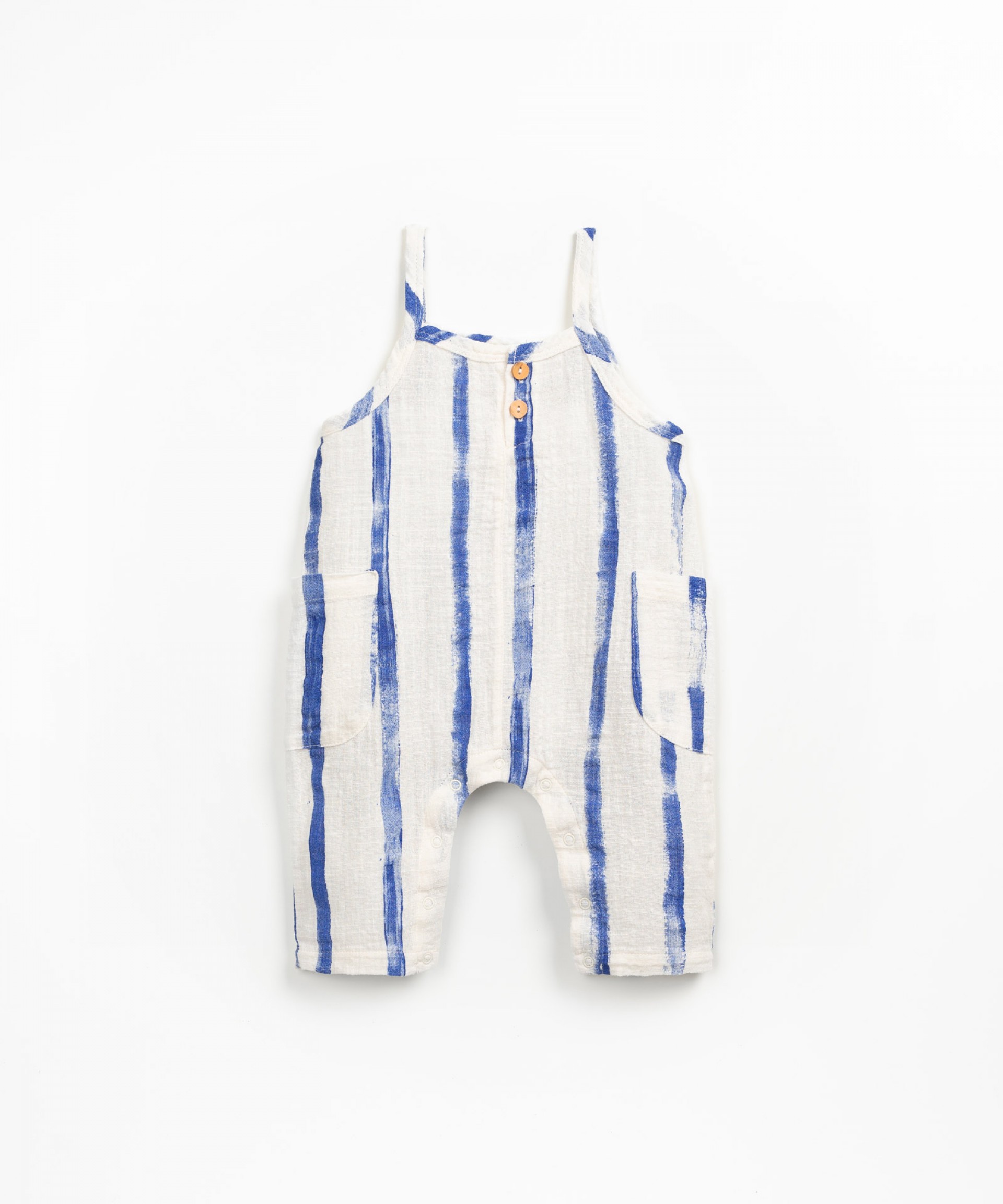 Fabric jumpsuit with pockets