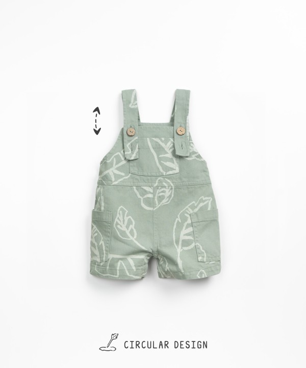 Mono de sarga con estampado de hojas