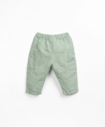 Pantaln de tela con bolsillos laterales