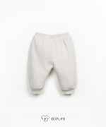 Leggings with decorative coconut button