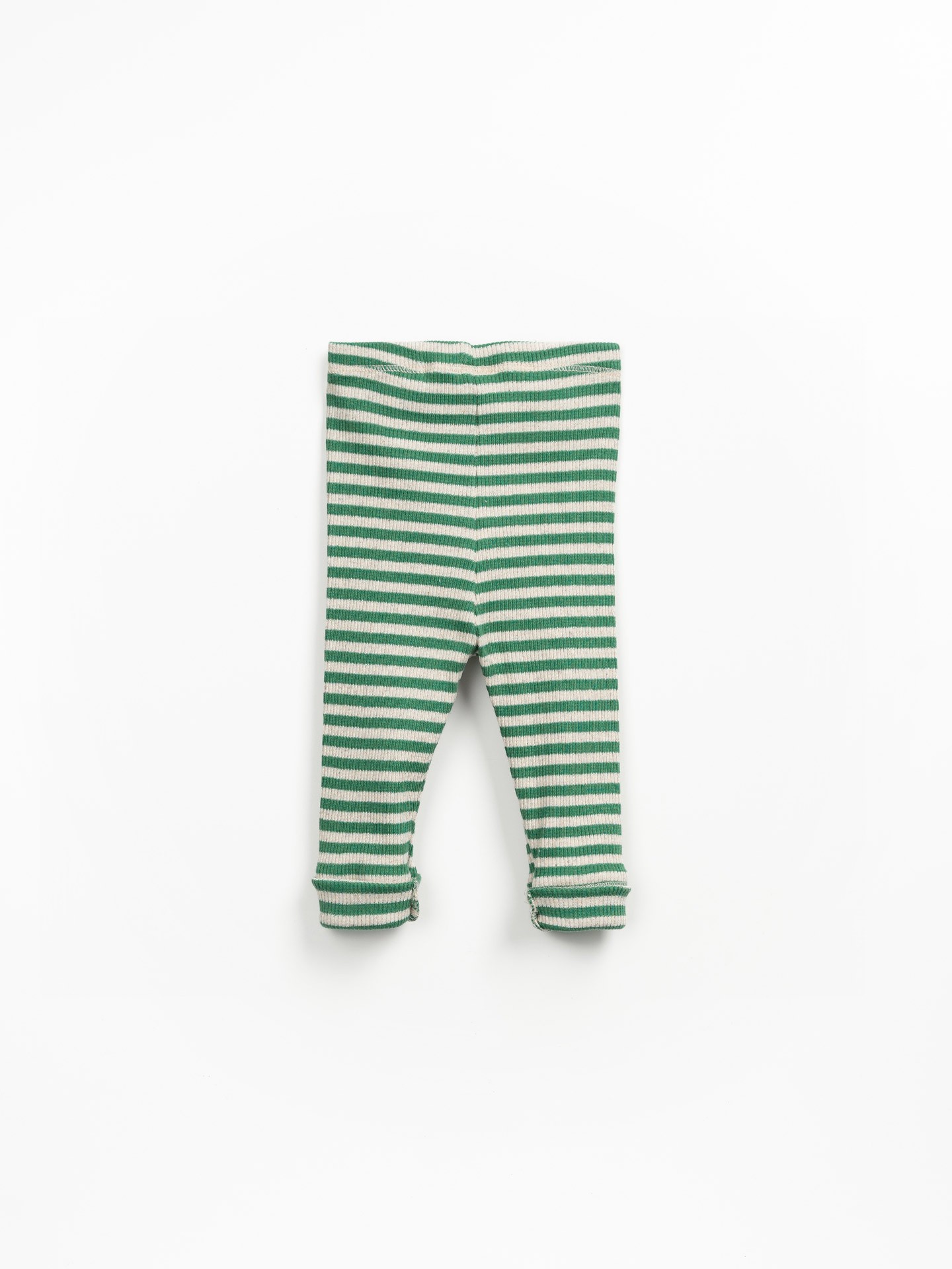 Leggings with a blend of natural fibers and hemp