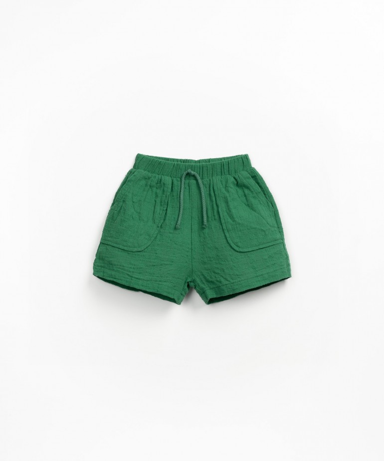 Pantaloncini in tessuto con tasche
