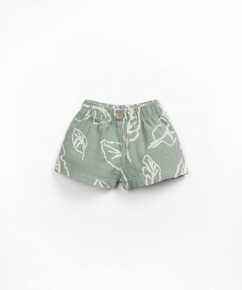 Shorts in cotone biologico con stampa di foglie