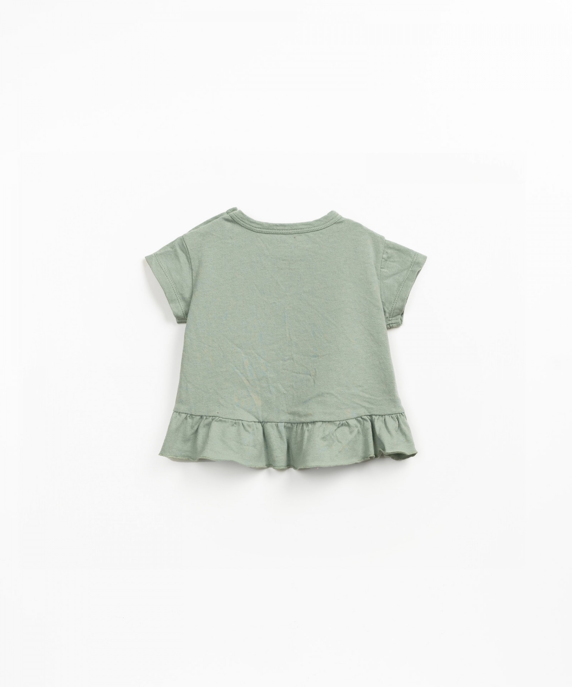 T-shirt with ruffle insert
