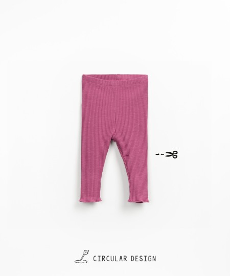 Leggings caneladas em algodão orgânico