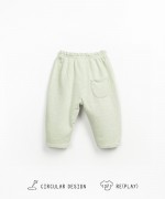 Trousers with a blend of natural fibers and recycled fibers