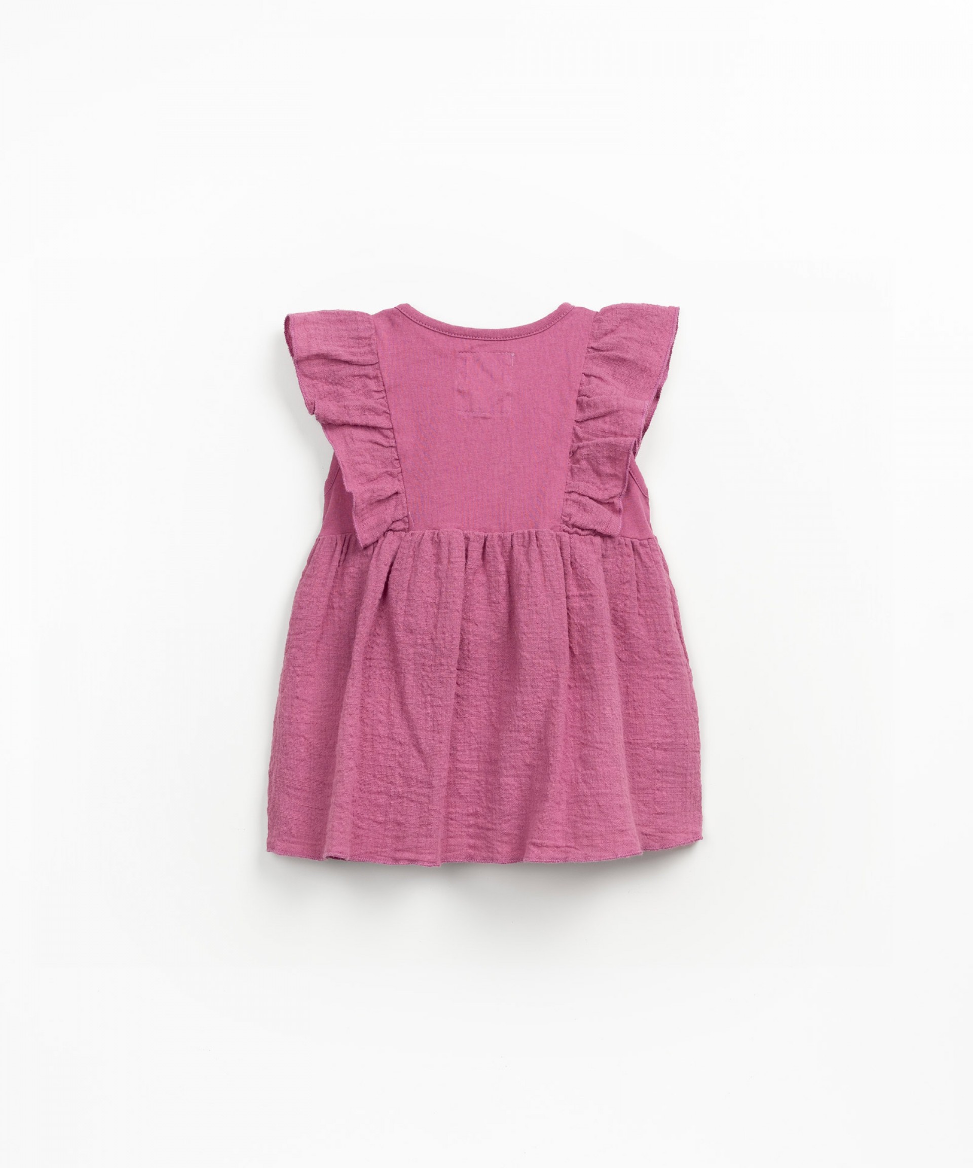 Dress with a mixture of knit and fabric