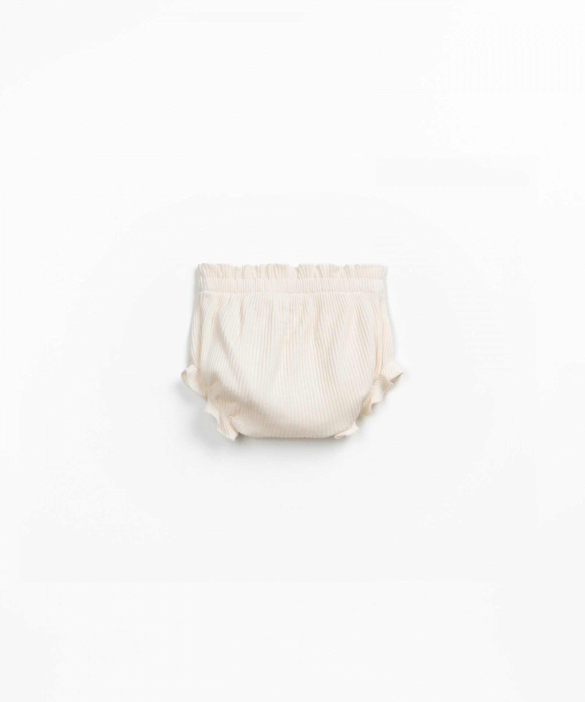 Organic cotton briefs with ruffle