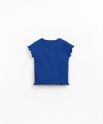 T-shirt with shoulder opening
