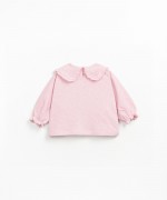 T-shirt with back opening
