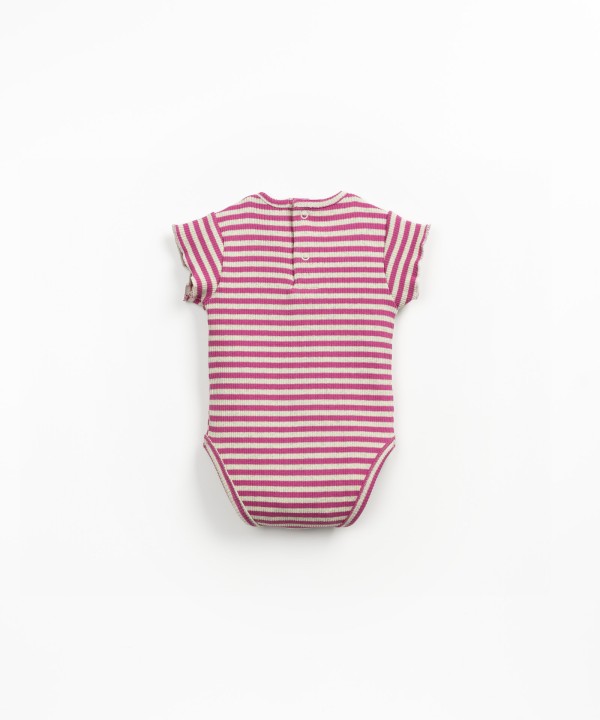 Short-sleeved bodysuit with a striped pattern