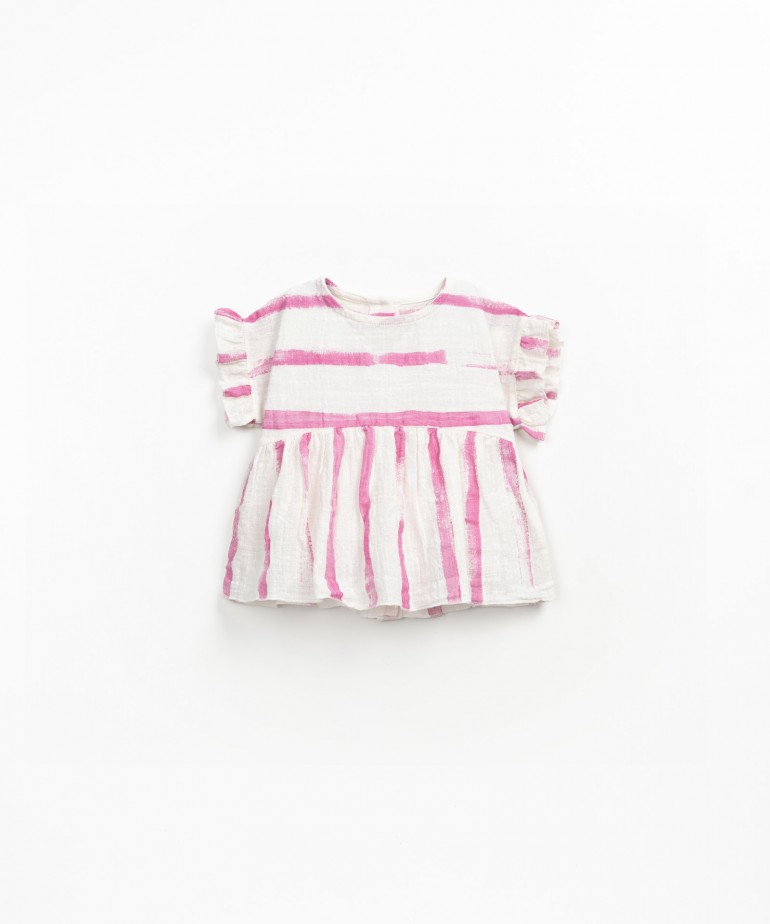 Tnica com estampado de riscas