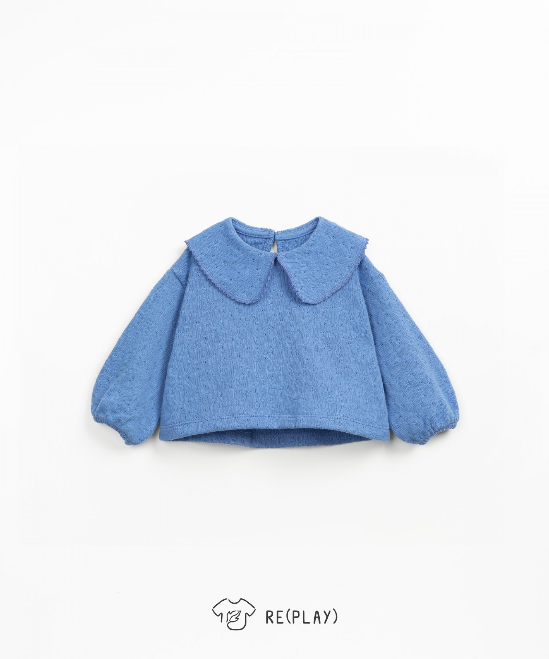Knit sweatshirt with regenerative cotton