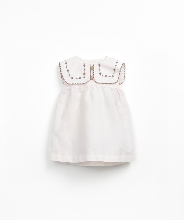 Robe en tissu avec m�lange de lin et de coton biologique