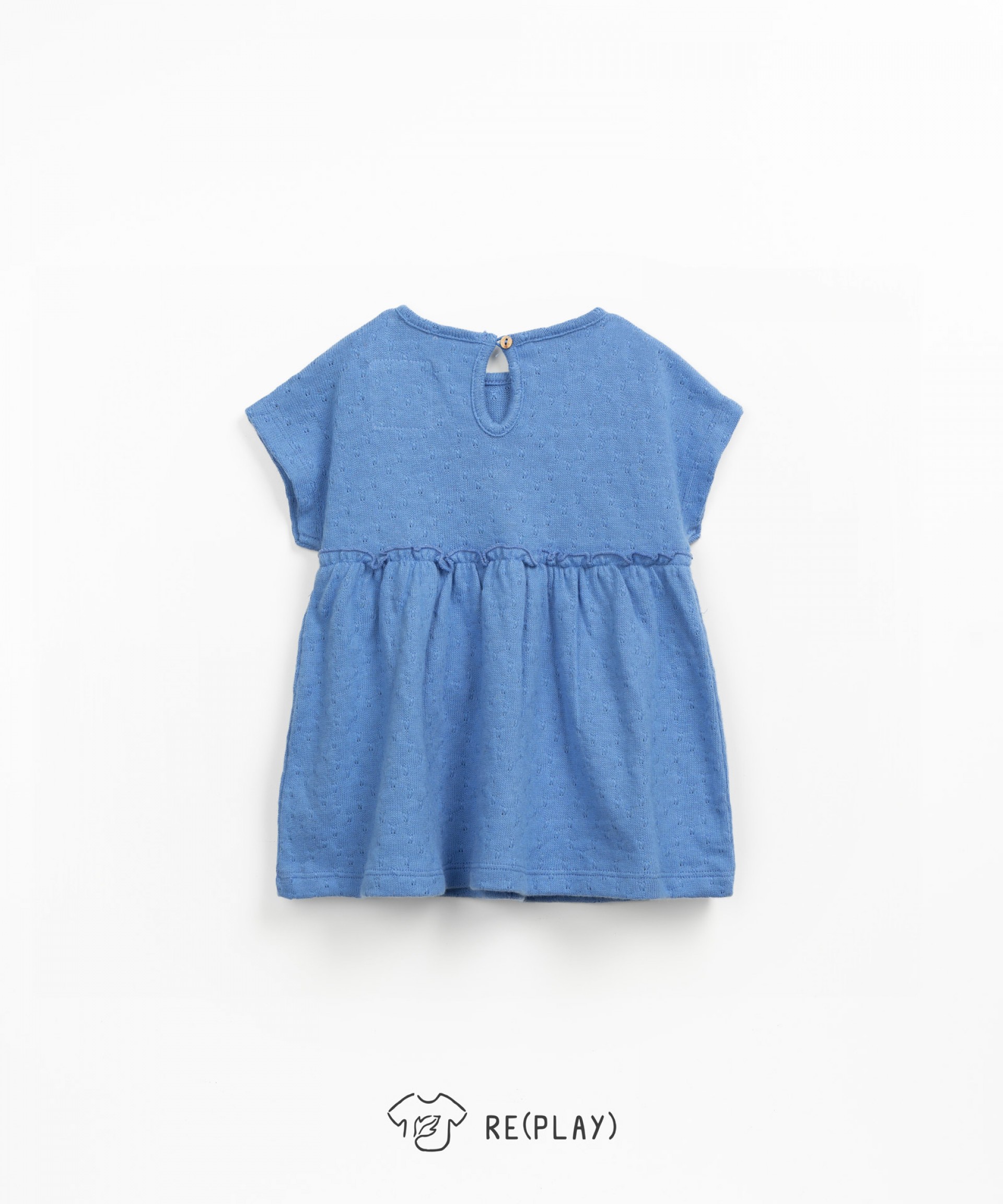 Vestido de punto con mezcla de algodn regenerativo y algodn reciclado