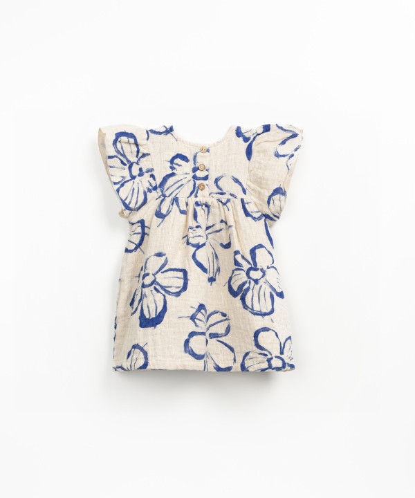 Robe en tissu avec imprim� fleuri