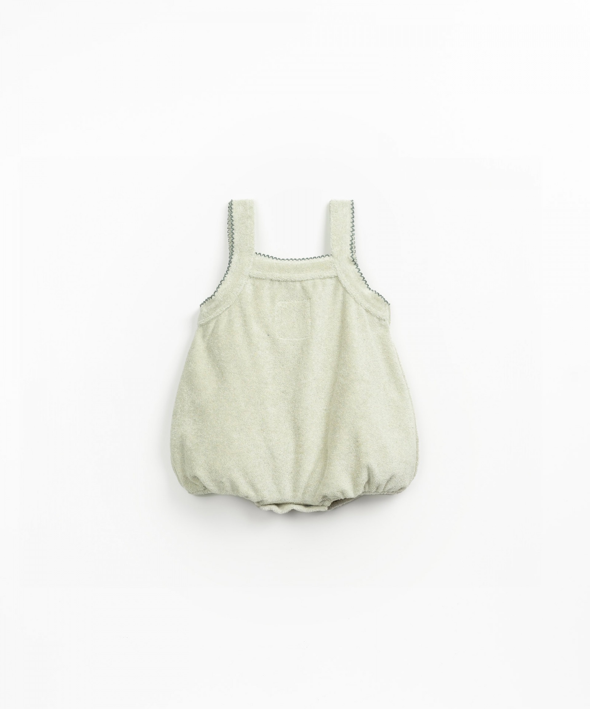 Knit romper with balloon effect