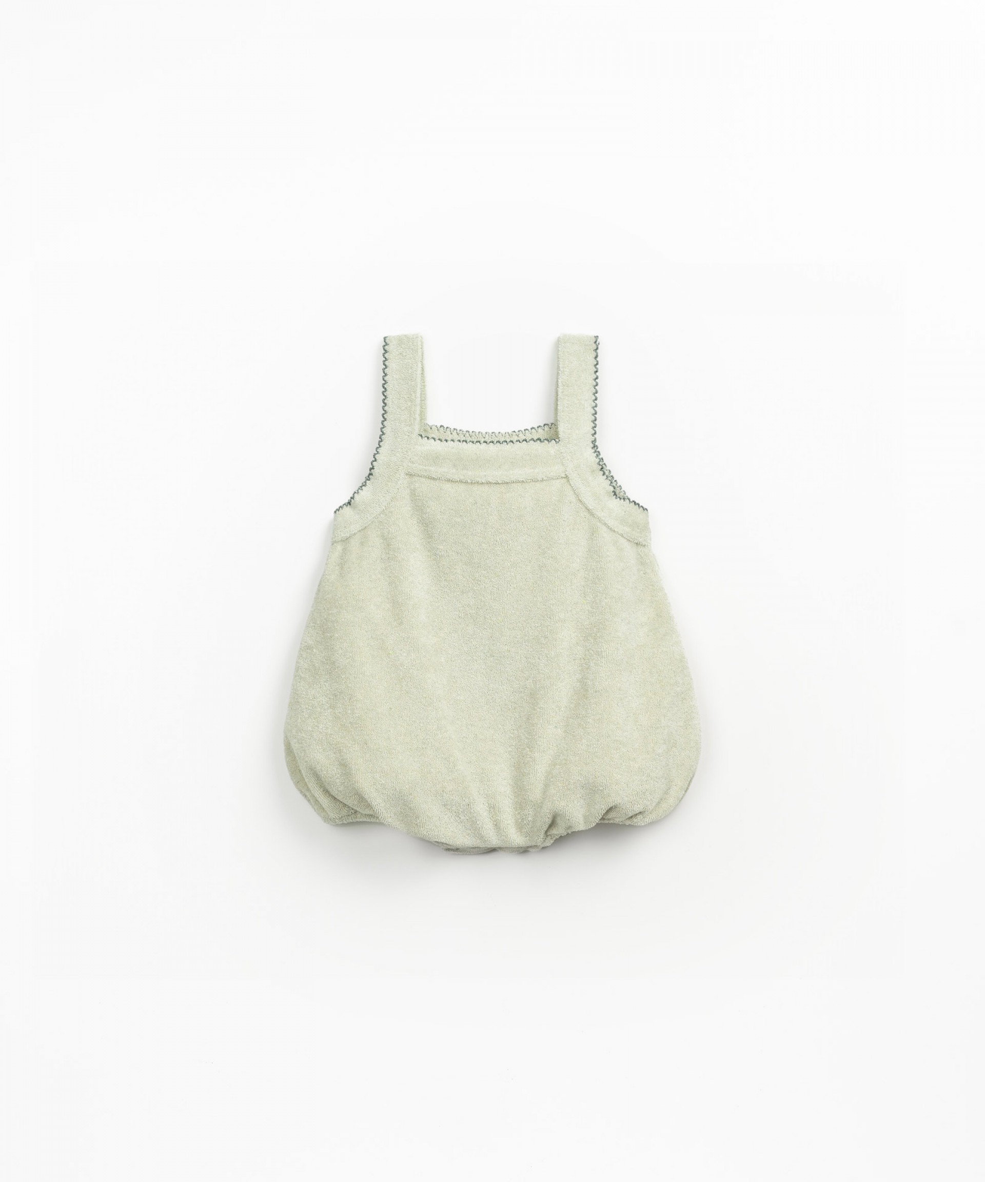 Knit romper with balloon effect