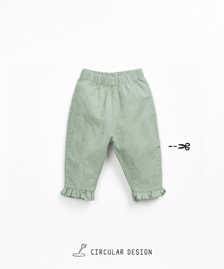 Wide trousers in linen and organic cotton with ruffles