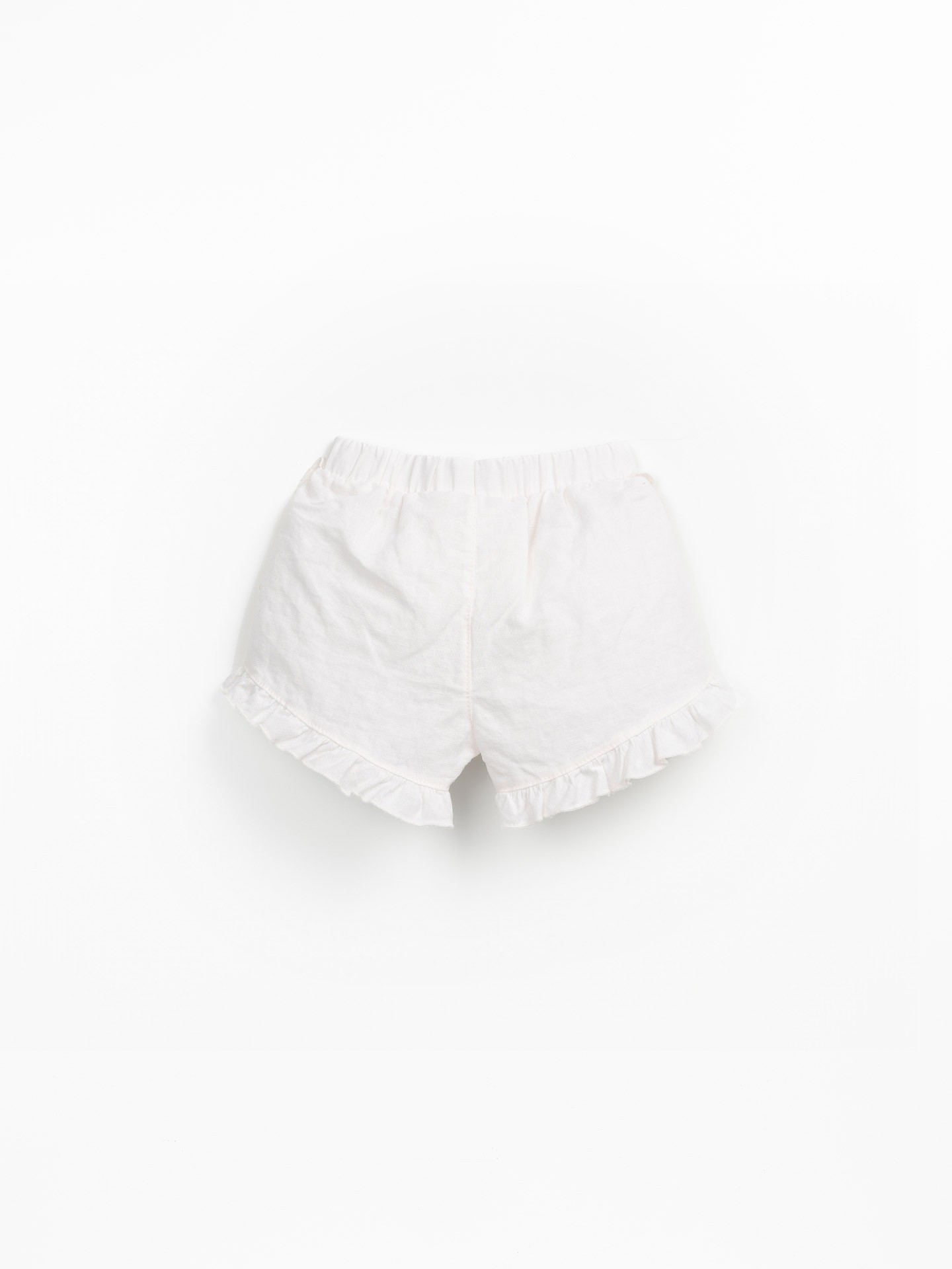 Calção de tecido com encaixes laterais