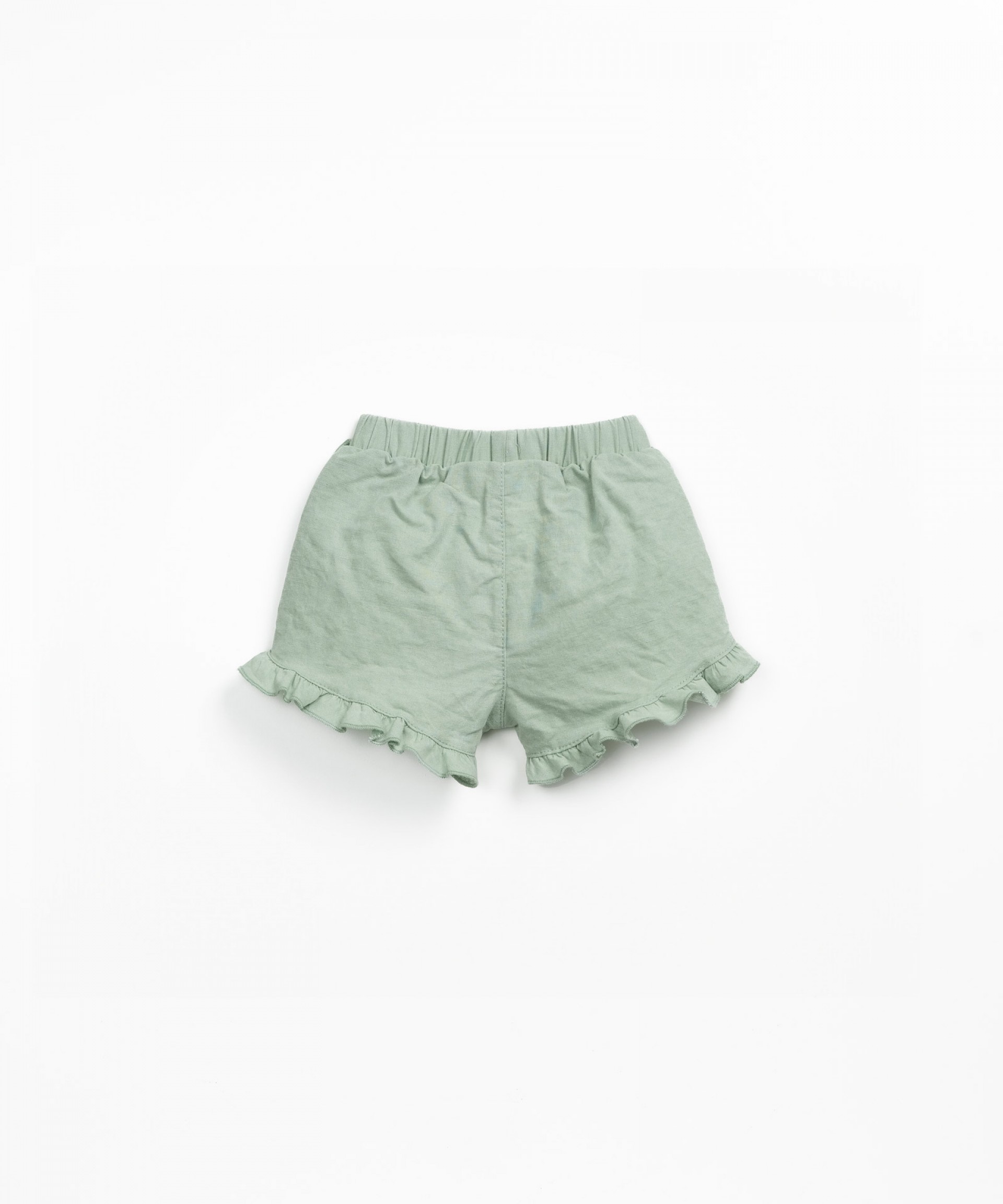Fabric shorts with ruffles