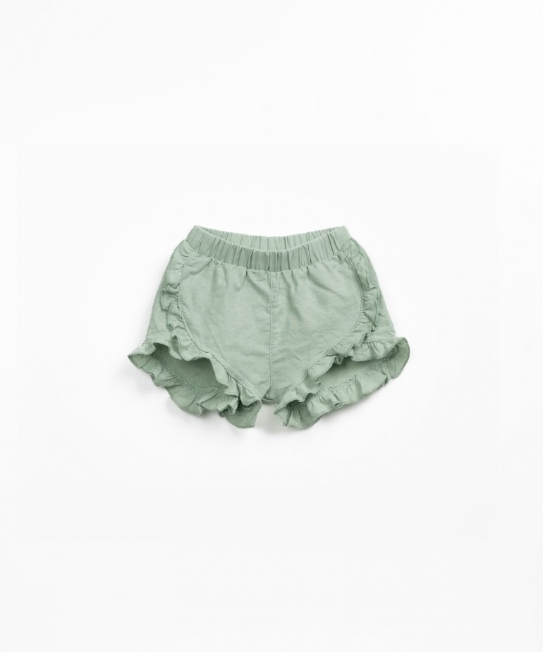 Fabric shorts with side inserts